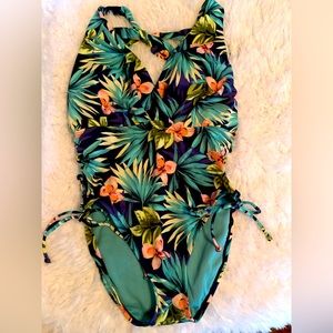 Beach Betty floral print one piece swimsuit